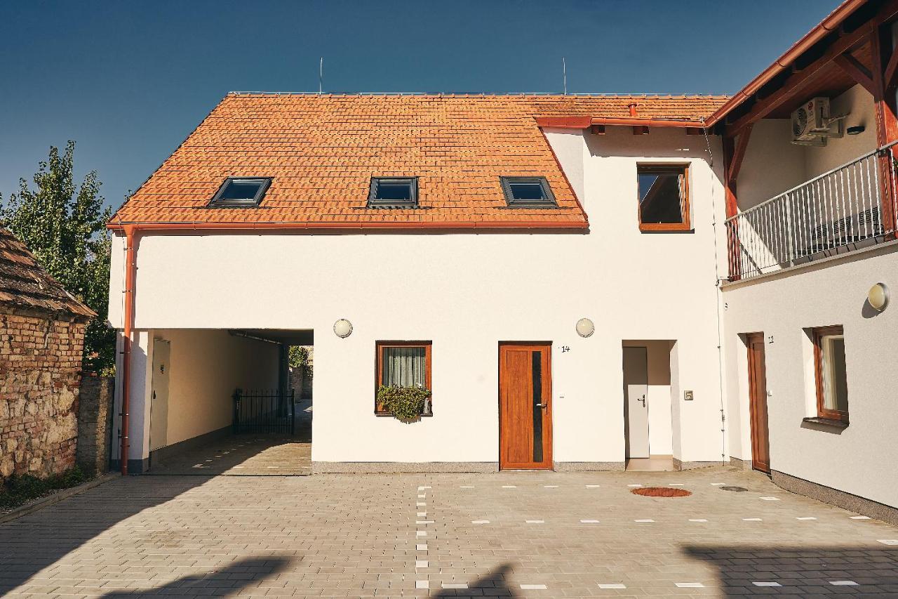 מיקולוב Apartman Newstalgie מראה חיצוני תמונה